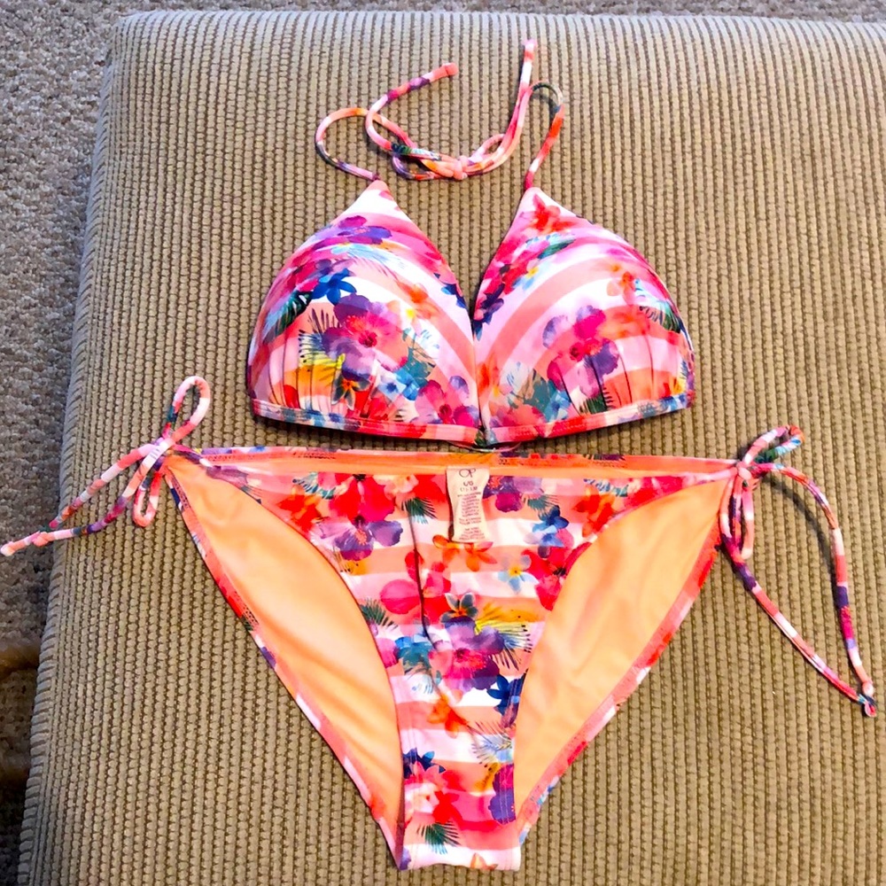 OP WOMEN’S STRING BIKINI